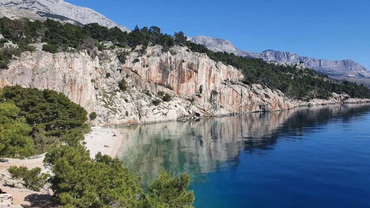 Penthouse Studio With Sea View Makarska Exterior foto