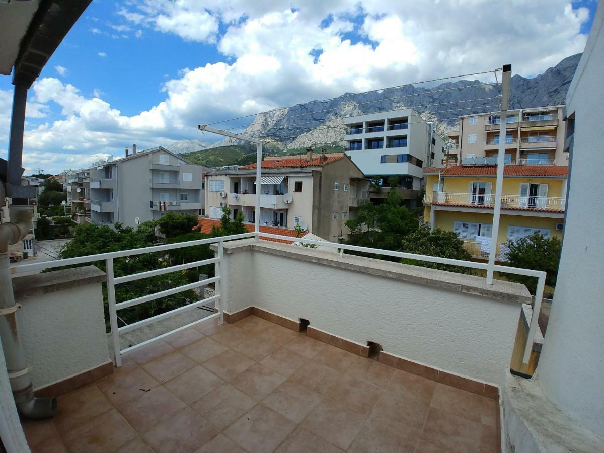 Penthouse Studio With Sea View Makarska Exterior foto