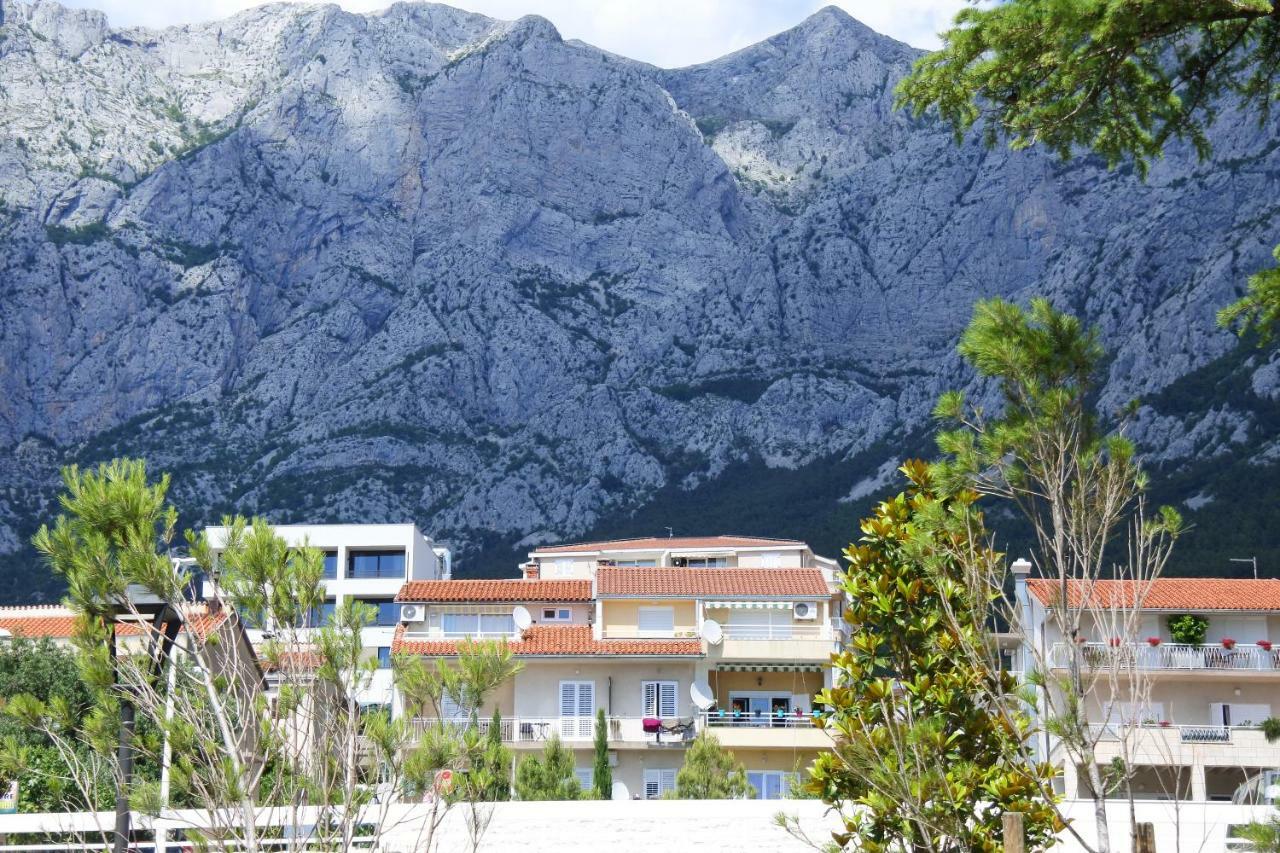 Penthouse Studio With Sea View Makarska Exterior foto